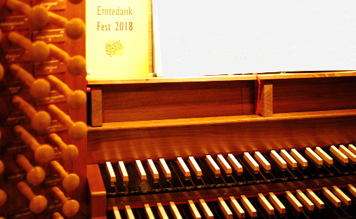 Spieltisch der Schuster-Orgel der Trinitatiskirche zu Leipzig Anger-Crottendorf, Foto: Norman Jäckel